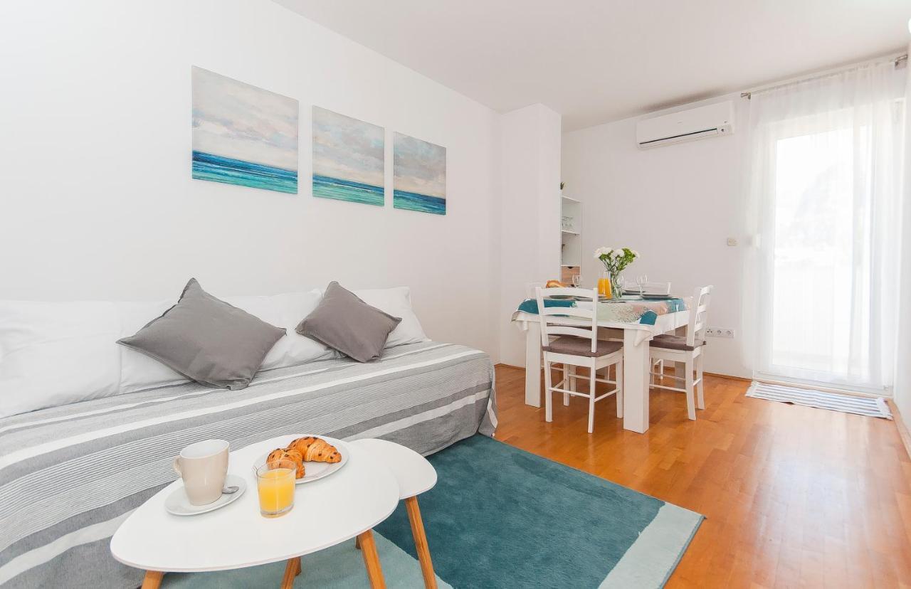 Apartment Luna Omiš Extérieur photo